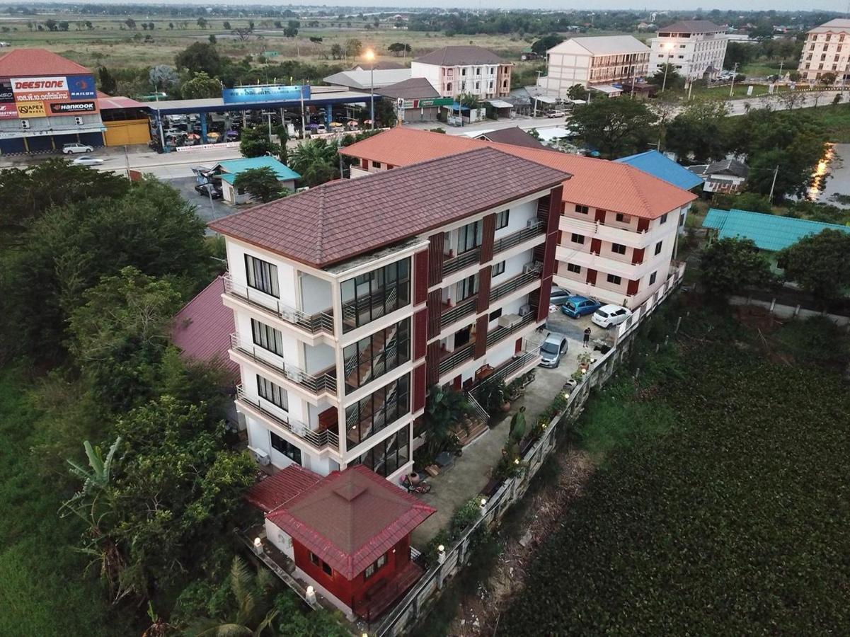 Onvara Place Hotel Ayutthaya Bagian luar foto